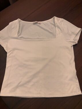 Sincerely Jules White Square-Neck Short Sleeve Tee